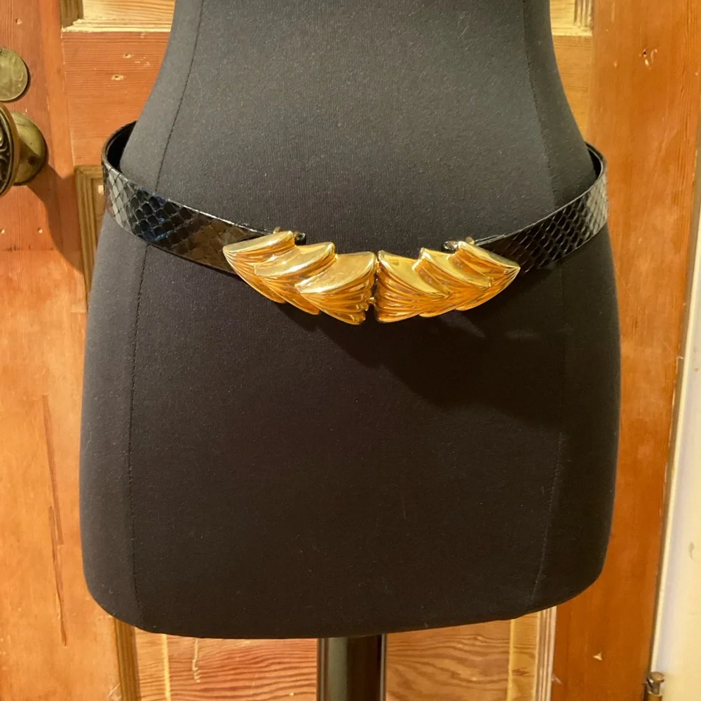 Vintage Alexis Kirk black leather and gold buckle belt - Picture 1 of 12